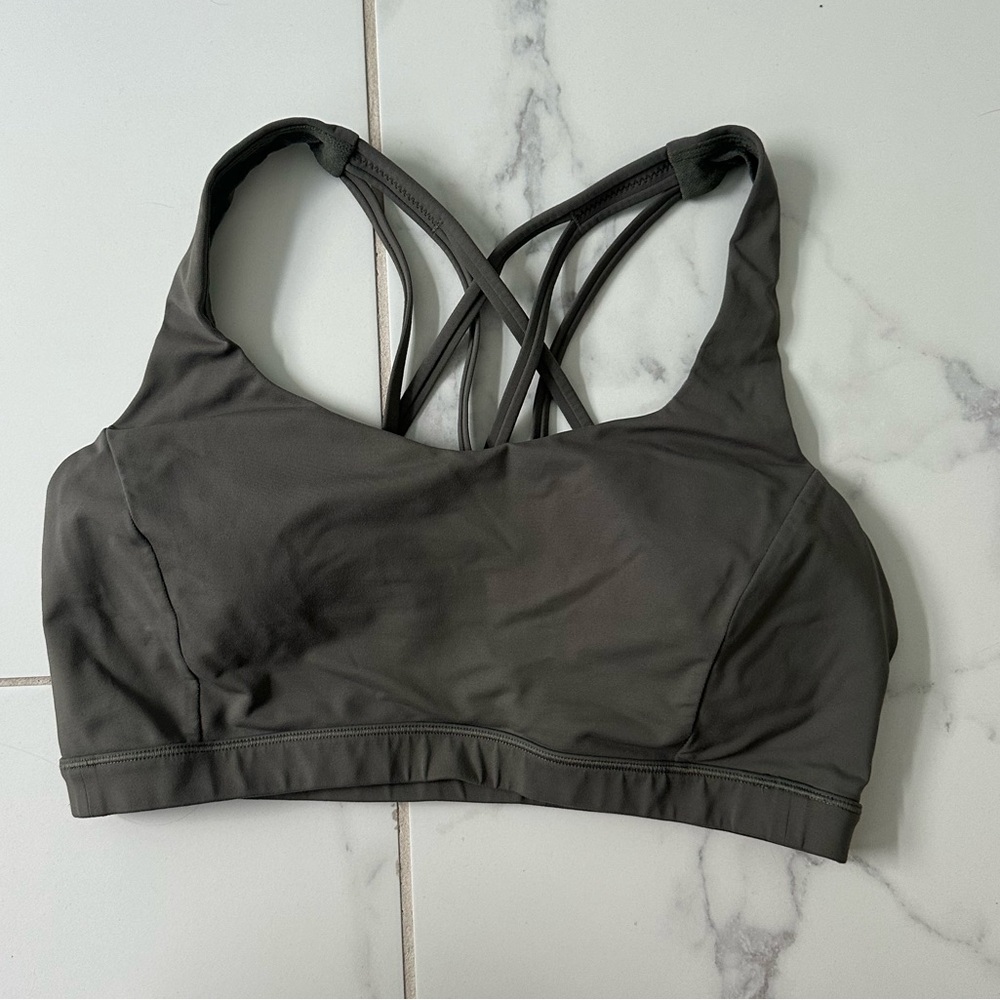 Lululemon sports bra